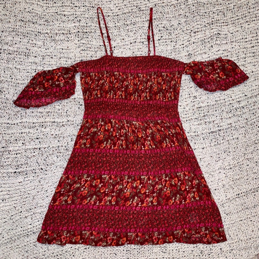 Off-the-Shoulder Smocked Floral Pattern Dress